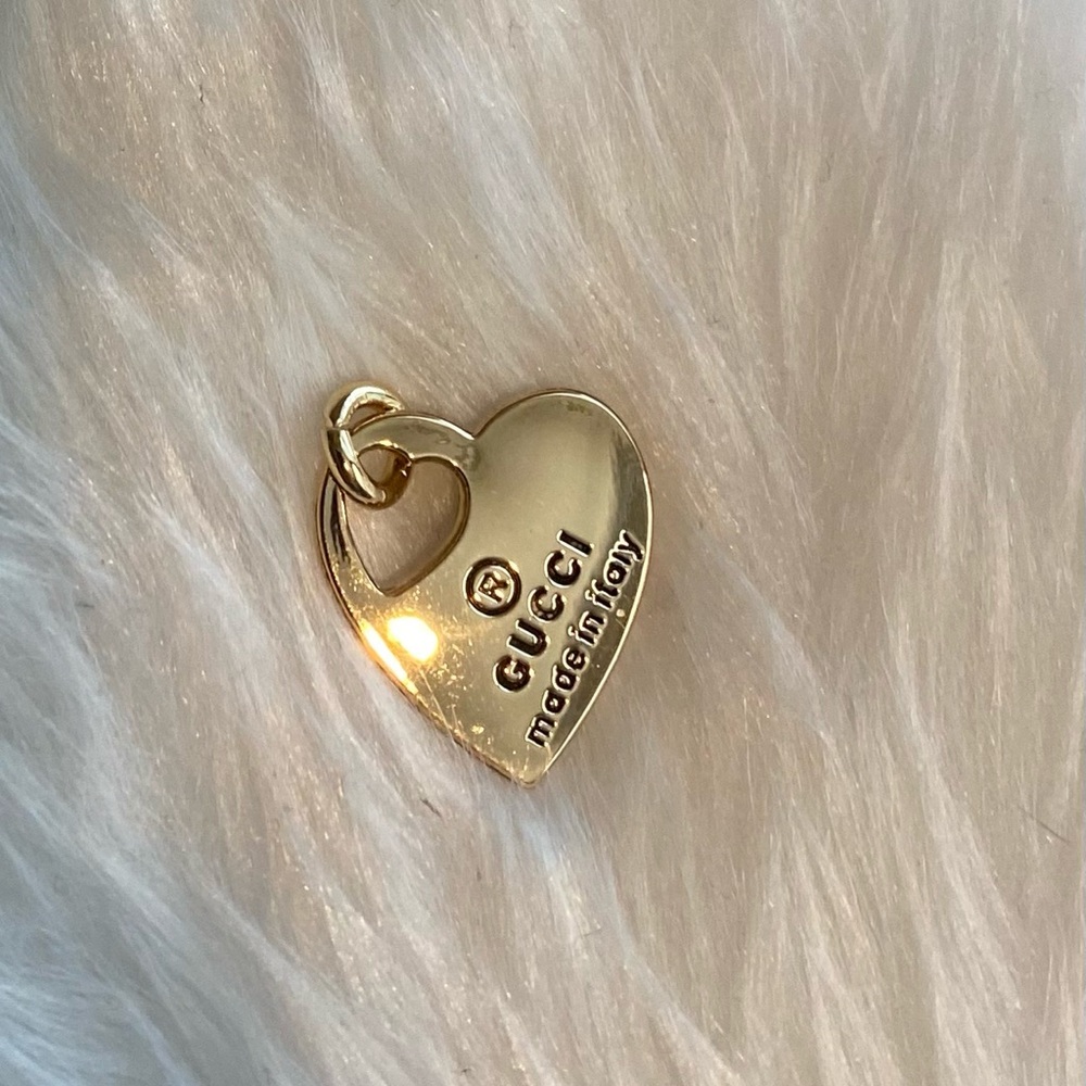 Gucci Gold Heart Pendant